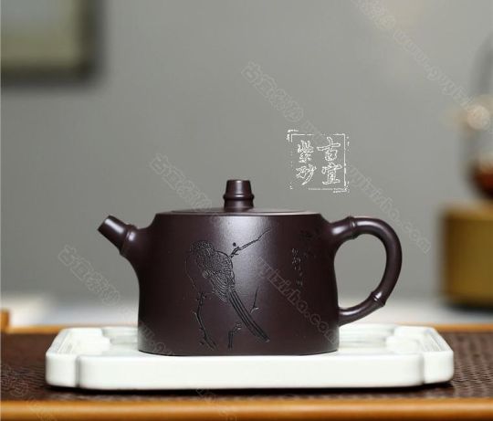 《竹節井欄》 《竹節井欄》