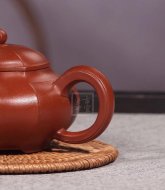 《菱意》宜興紫砂壺高級(jí)工藝美術(shù)師手工貴妃紅朱泥大彬六方