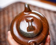 獨(dú)家首發(fā)，品名：線圓。泥料：極品紫泥（