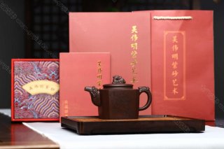 龍運八方 龍運八方