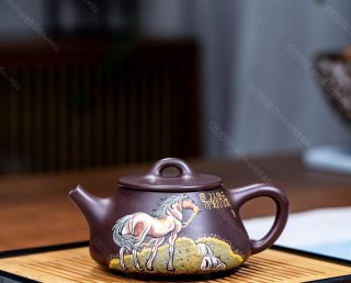 精工作品推薦!品名:馬到成功,泥料:原礦 精工作品推薦!品名:馬到成功,泥料:原礦