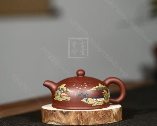 《半月泥繪山水》 《半月泥繪山水》