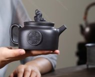 招財(cái)進(jìn)寶