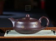《平湖秋月（描金款）》宜興紫砂壺手工工藝美術(shù)師大師收藏級(jí)茶壺紫泥