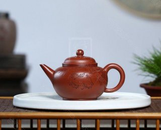 《水平》 《水平》