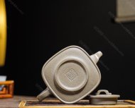 美壺推薦！品名：四方玉鎖作者：工藝美術