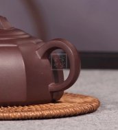 《井泉》宜興高級工藝美術師手工半月紫砂壺茶壺茶具紫泥