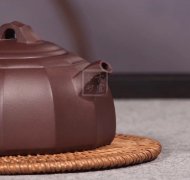 《井泉》宜興高級工藝美術師手工半月紫砂壺茶壺茶具紫泥