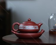 爆竹聲中一歲除，春風送暖入屠蘇 【