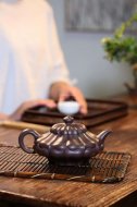 《合菱》宜興紫砂壺高級(jí)工藝美術(shù)師手工多年80目紫泥合菱泡茶壺茶具