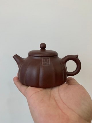 《菱花壺》 《菱花壺》